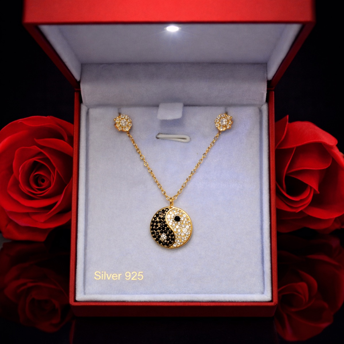 Γυναικείο σετ  κολιέ από ασήμι 925 και σκουλαρίκια απο ασήμι 925  σε κουτάκι με φως LED