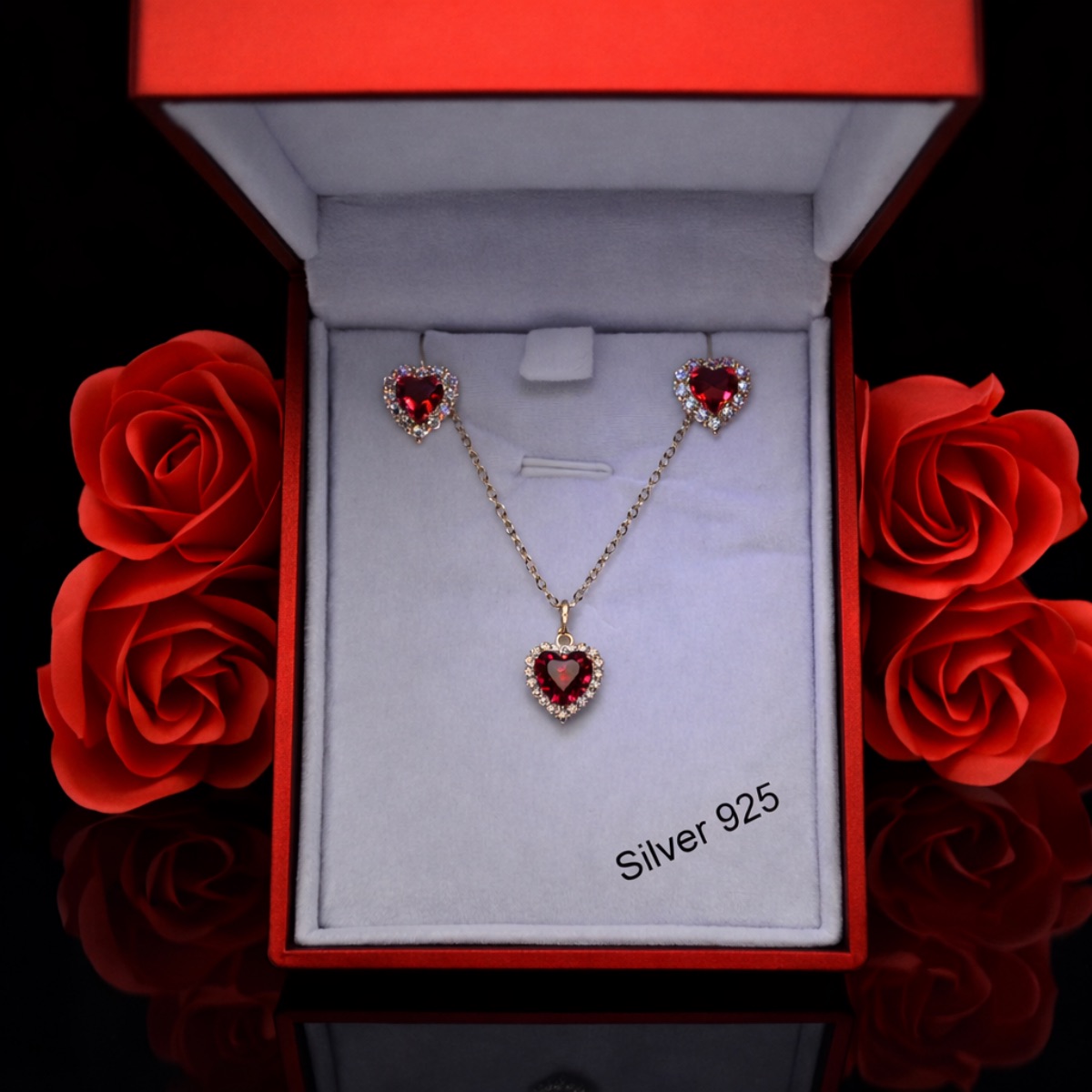 Γυναικείο σετ  κολιέ από ασήμι 925 και σκουλαρίκια απο ασήμι 925  σε κουτάκι με φως LED