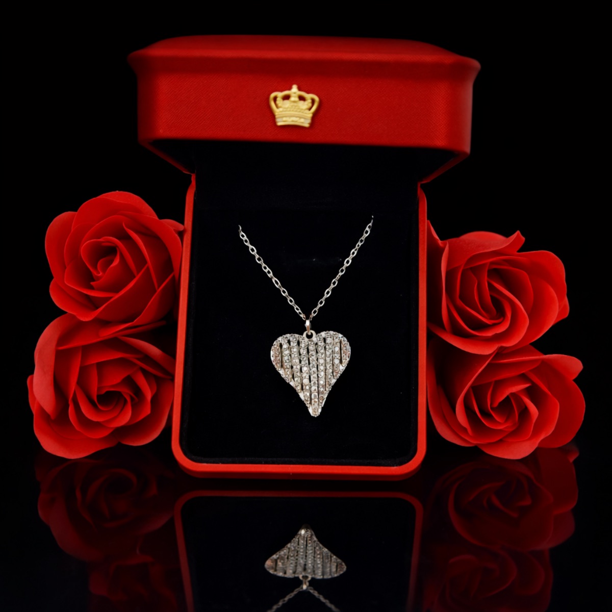 Γυναικείο  κολιέ  σε κουτάκι με φως LED