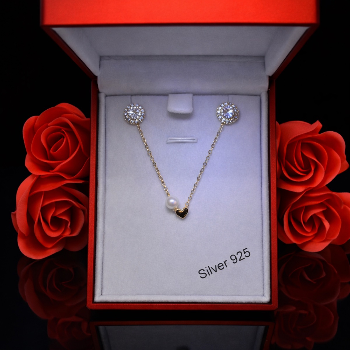 Γυναικείο σετ  κολιέ από ασήμι 925 και σκουλαρίκια απο ασήμι 925  σε κουτάκι με φως LED