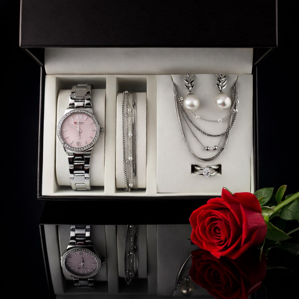 Σετ γυναικείο ρολόι- τετραπλή σειρά βραχιόλι-τετραπλή σειρά κολιέ-δαχτυλίδι-σκουλαρίκια