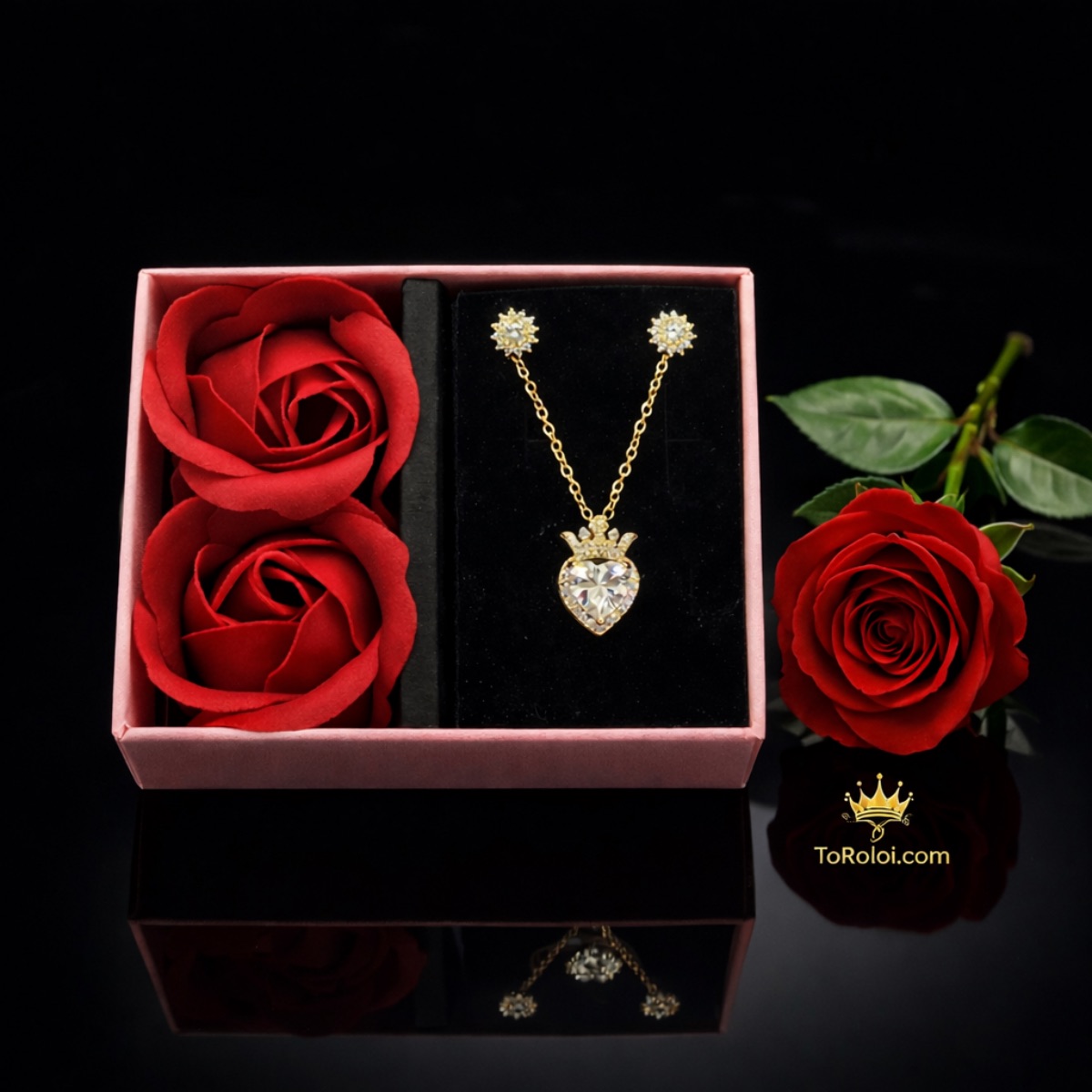 Γυναικείο σετ κολιέ ( ατσάλι) και σκουλαρίκια (silver  925) σε κούτι με τριαντάφυλλο